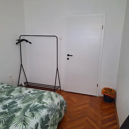 Melada Dom Ostello *