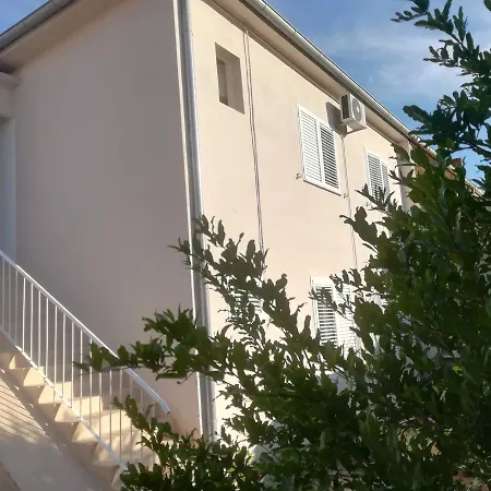 Melada Dom * זאדאר