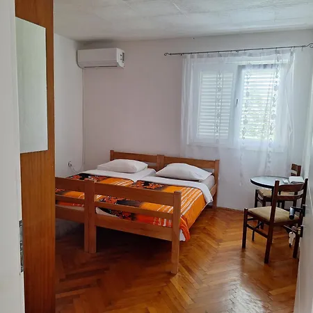 Melada Dom Hostel